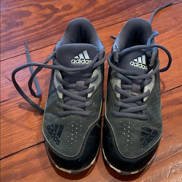 boys size 13 soccer cleats
